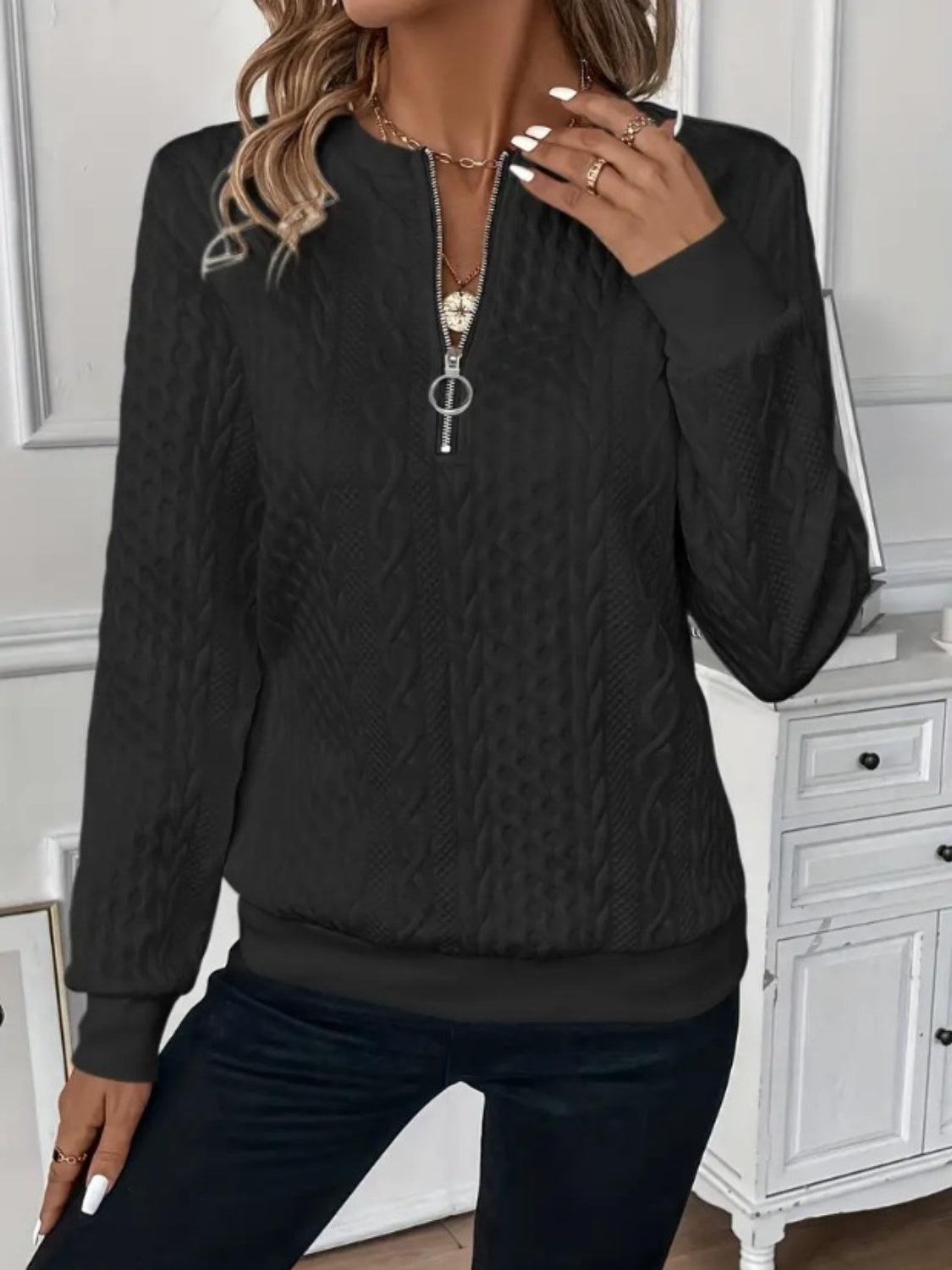 Textured Half Zip Long Sleeve Sweatshirt – Casual Comfort with a Modern Touch