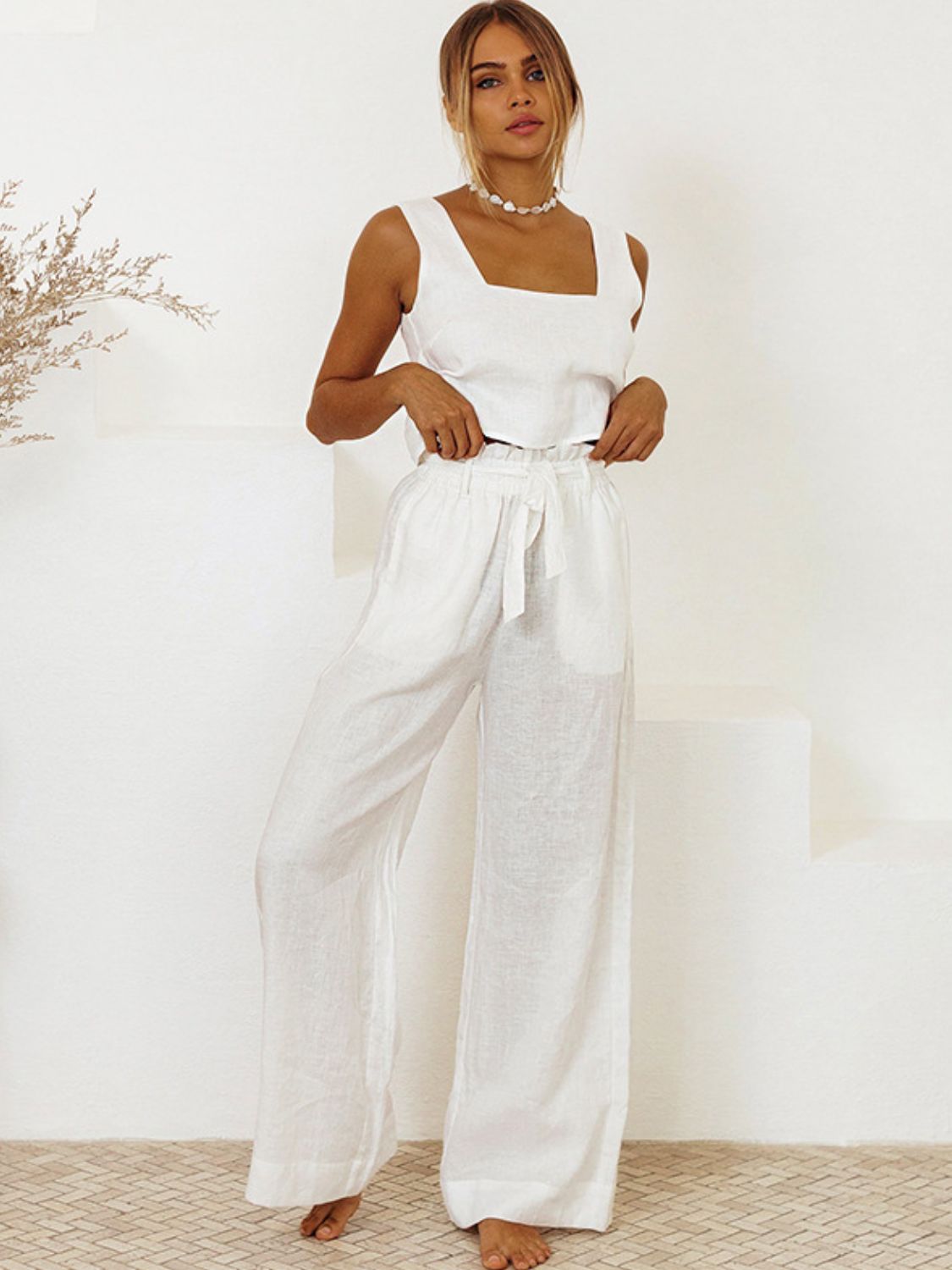 Square Neck Sleeveless Top and Ruffled Pants Set – Elegant & Playful Two-Piece