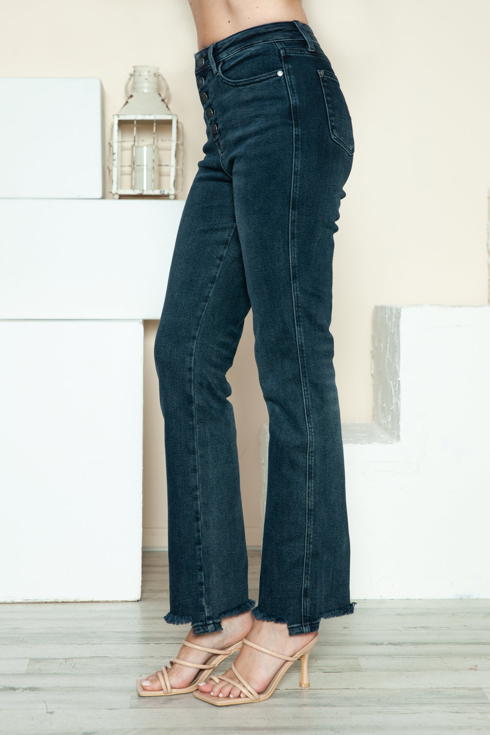 Laid-Back Luxe Distressed Straight Jeans