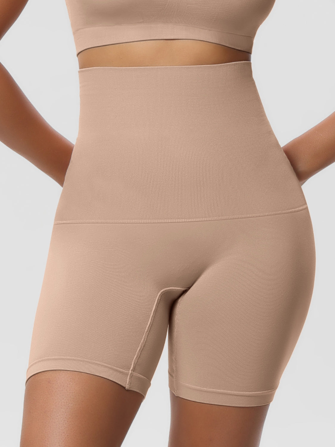 Effortless Shape Compression Shorts