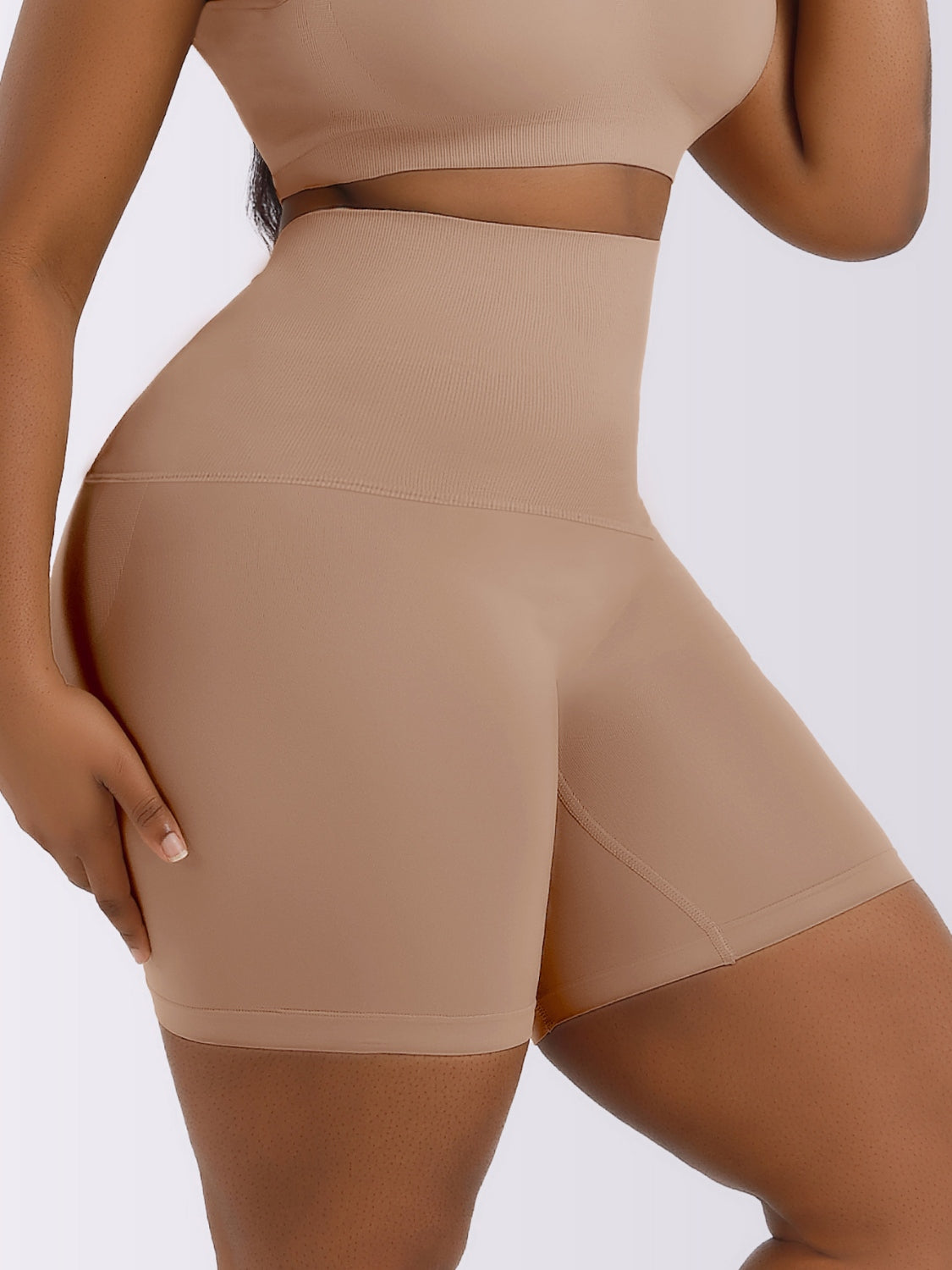 Effortless Shape Compression Shorts