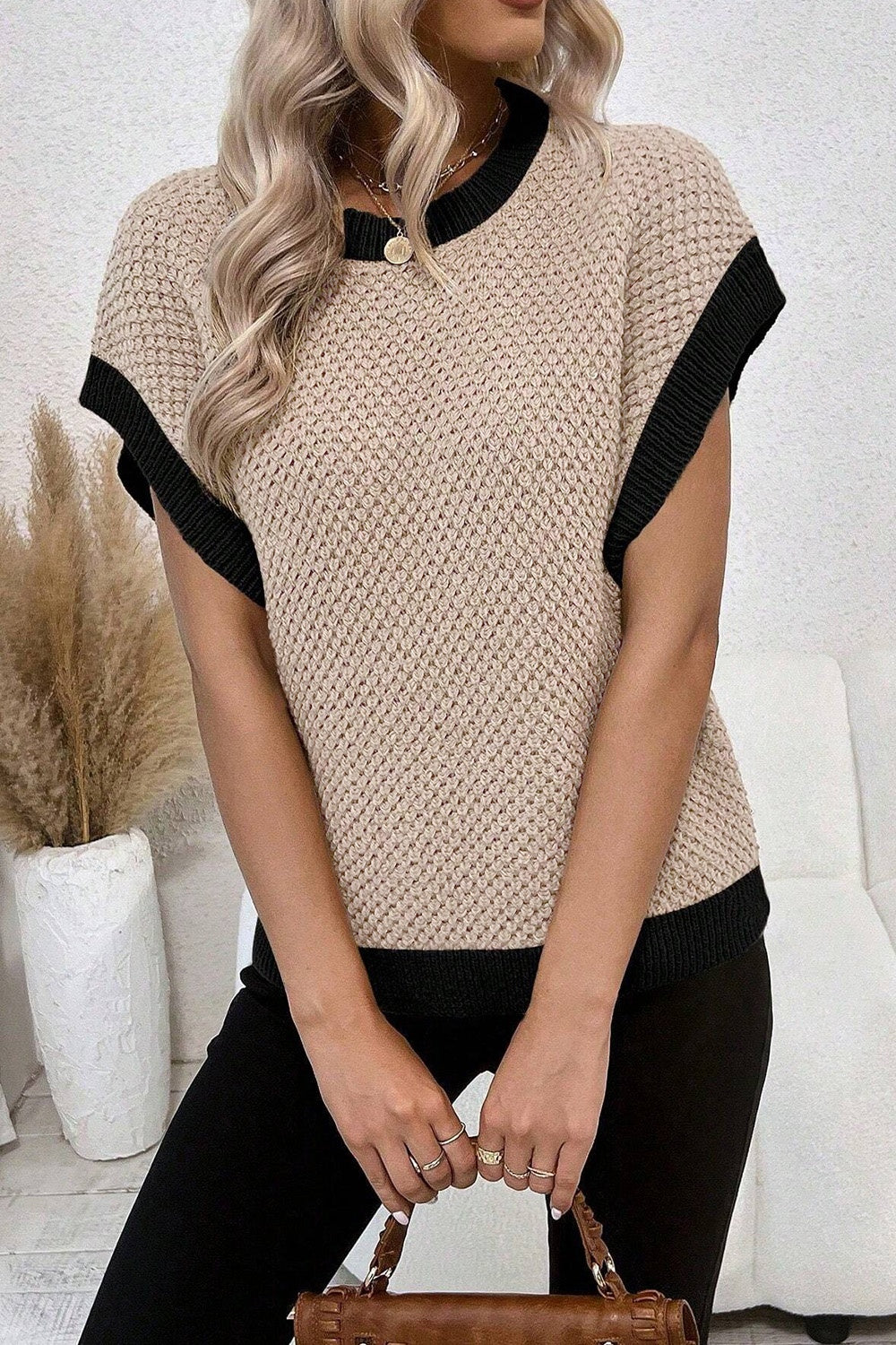 Contrast Round Neck Cap Sleeve Knit Top – Classic and Comfortable Basic