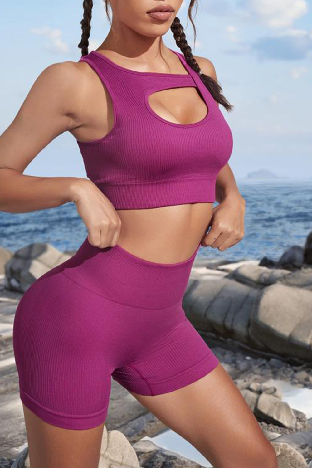 Cutout Two-Piece Sports Set – Stylish & Functional Activewear